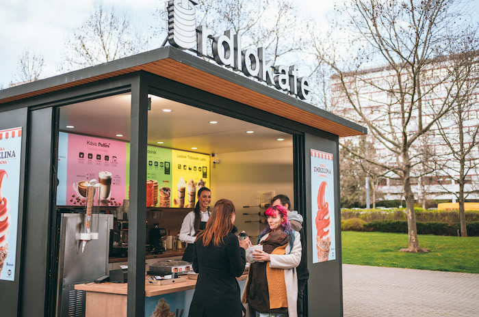 /media/yx5nqxk3/trdlokafe_outside