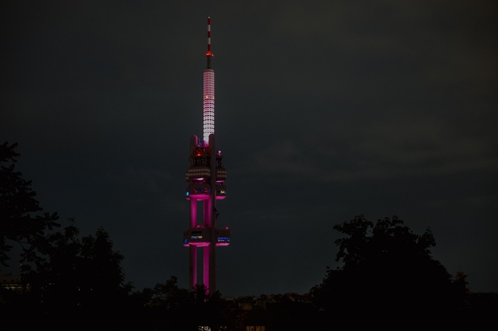 /media/2cpblnjx/zizkovska-vez_e-lauder