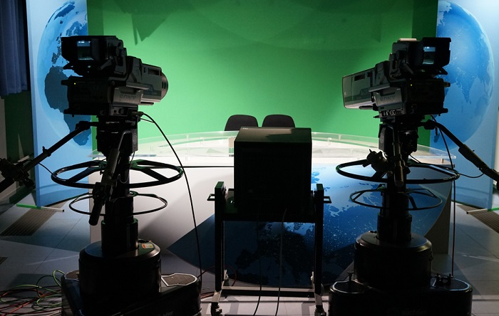 /media/21427/tv-studio_shutterstock