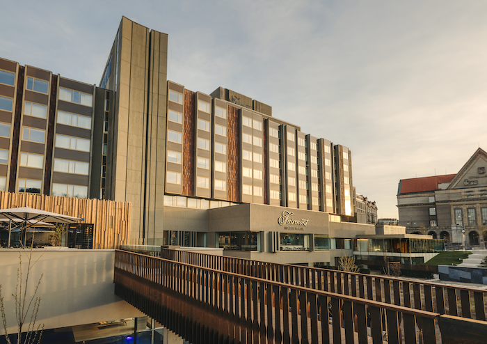 /media/gyhbgb24/fairmontgoldenprague