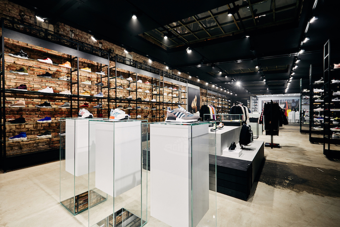 /media/6049/footshop_eyelevel_2