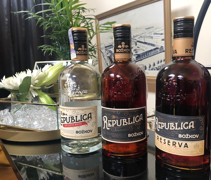 /media/10071/republicareserva_2