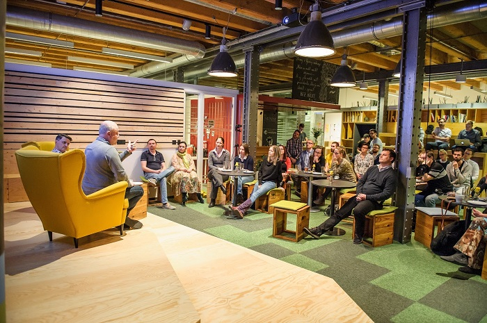 /media/3016/fragile-talks