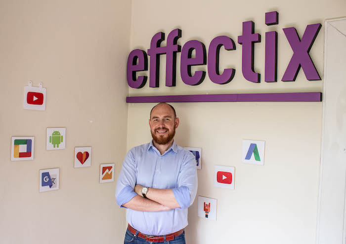 /media/uoxjikmi/effectix-karol-veleba