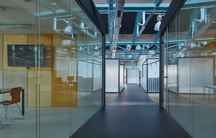 /media/7141/kancelár-roku_titul