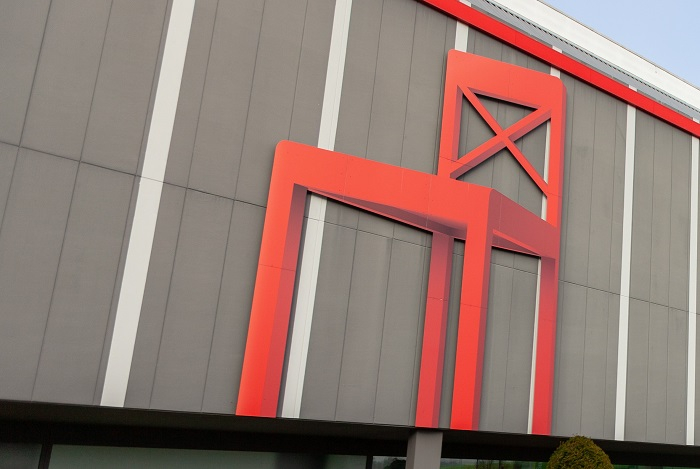 /media/18467/xxxlutz_shutterstock