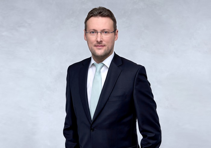 /media/xlzaddqx/petr-podzimek