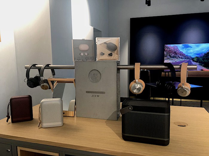 /media/6350/bo_sluchatka