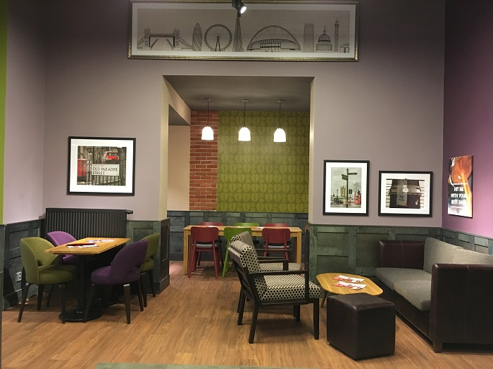 /media/6860/costacoffee_olomouc3