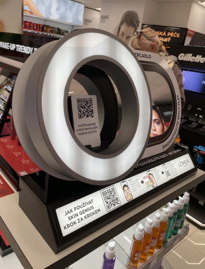 /media/z0epbbbs/virtualnizrcadlo_1