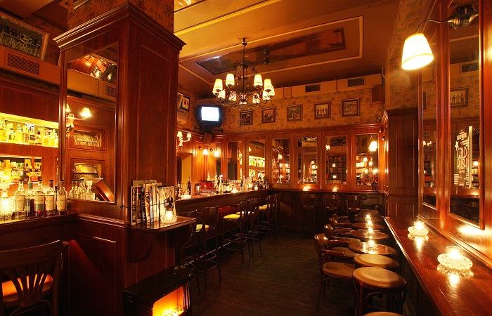 /media/10834/bar_books_3_photo-šlemar