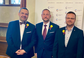 /media/bzpldmnu/soucek_zavoral_baxa