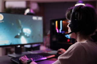 /media/ntipknzw/gaming_freepik