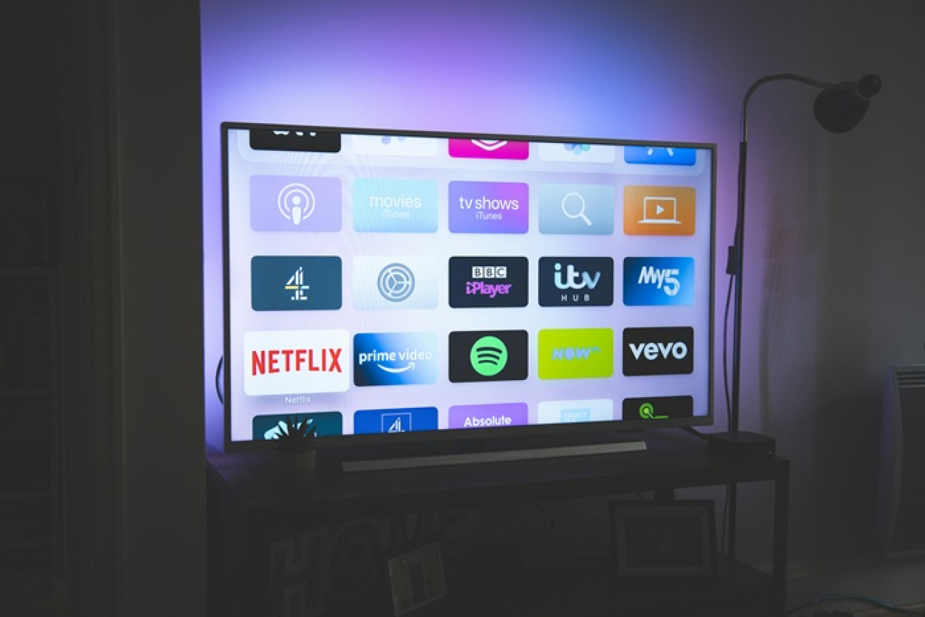 /media/2zlppwu5/ctv_video_streaming_unsplash