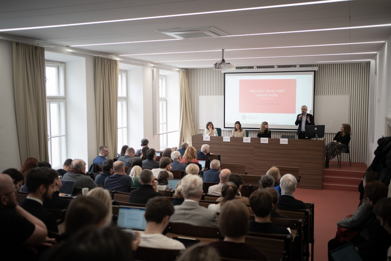 FSV debata_cela aula