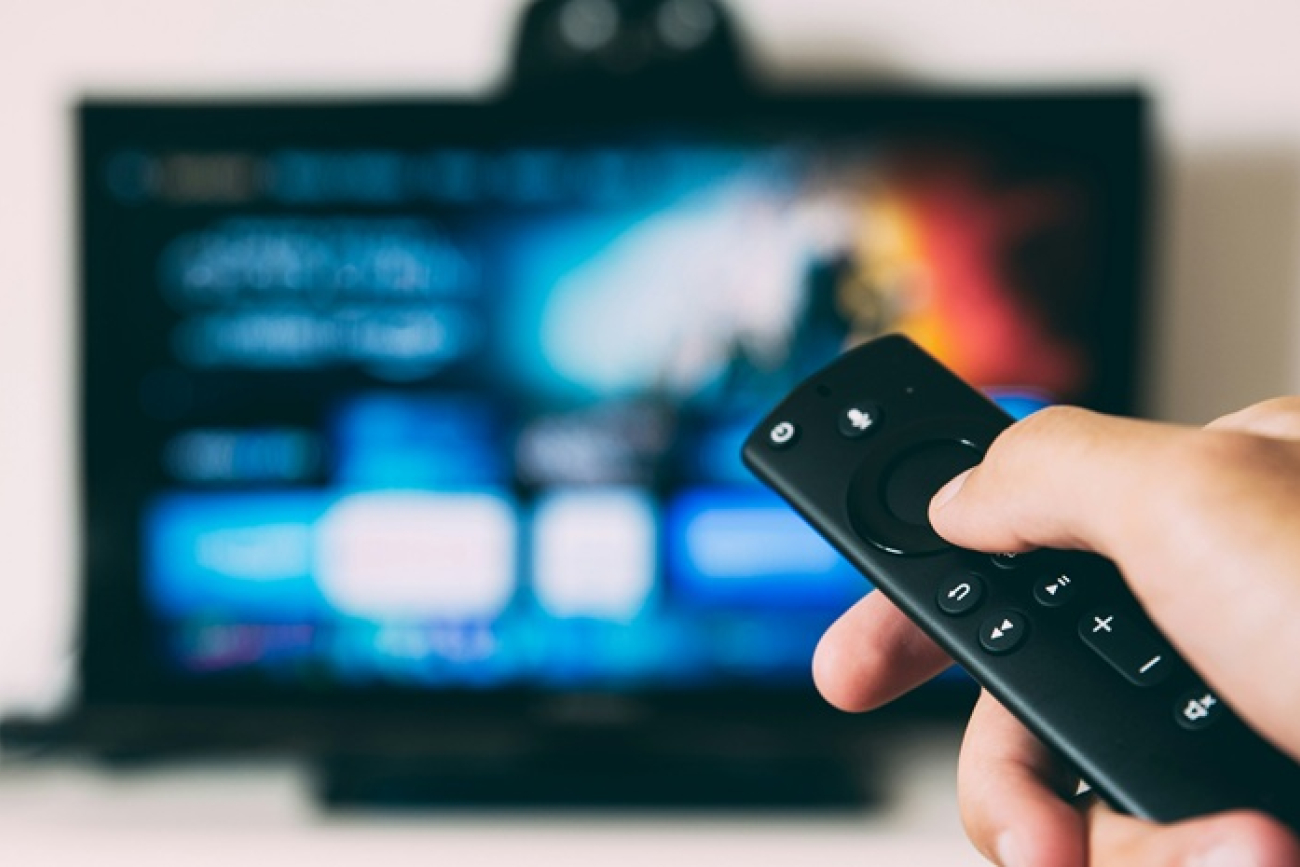 /media/rwaipzax/tv_divak_ovladac_unsplash