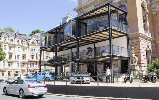 BMW Lounge z roku 2016 (zdroj: BMW)